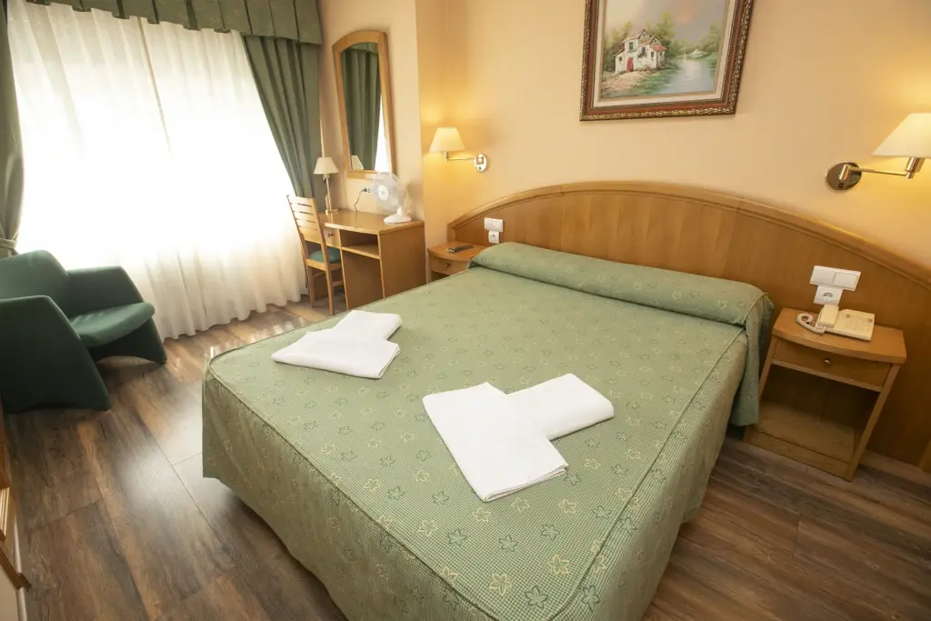 habitacion doble matrimonio hotel payro milladoiro 2